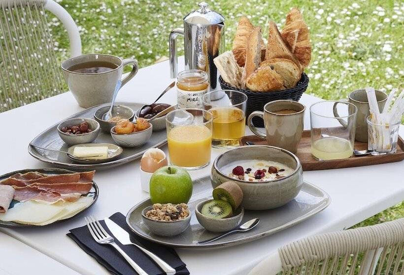 هتل De Silhouette