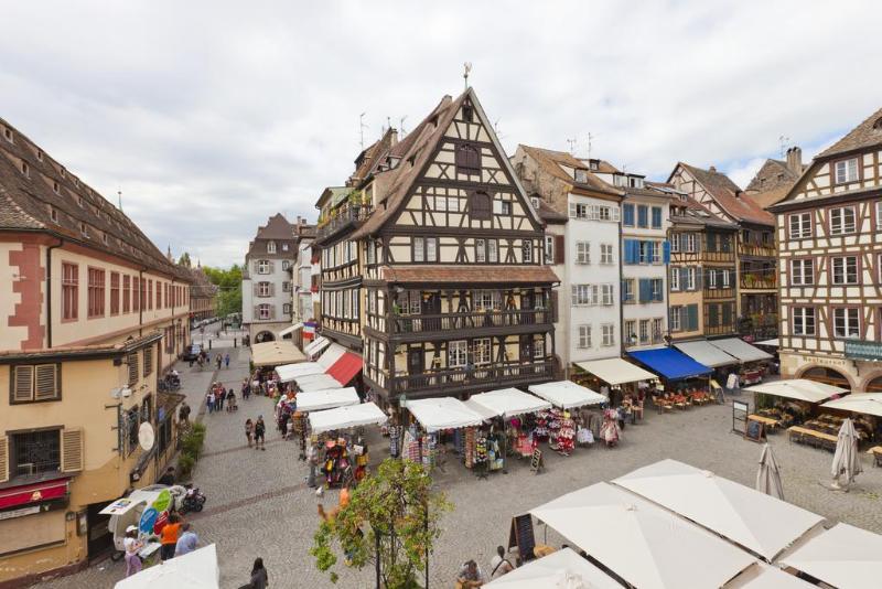 هتل Des Arts   Centre Cathédrale