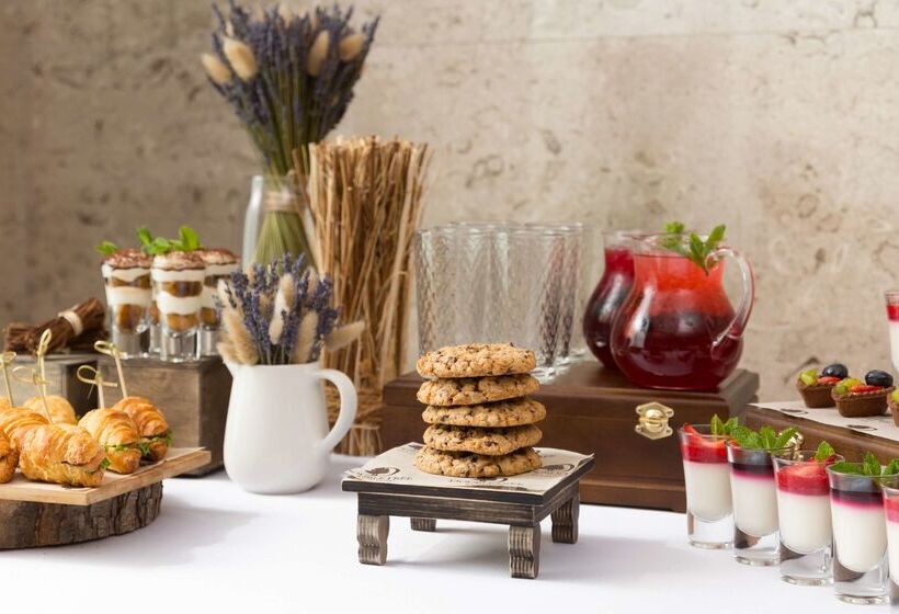 ホテル Doubletree By Hilton  Novosibirsk