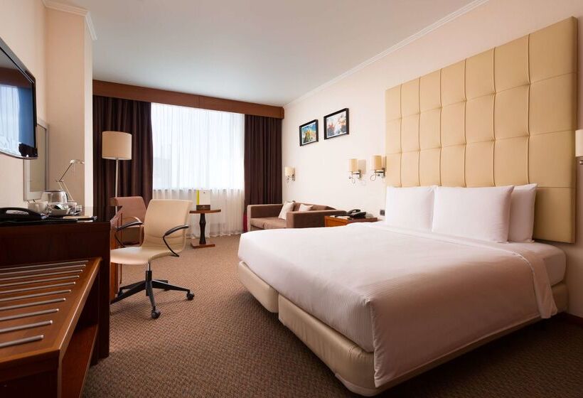 ホテル Doubletree By Hilton  Novosibirsk