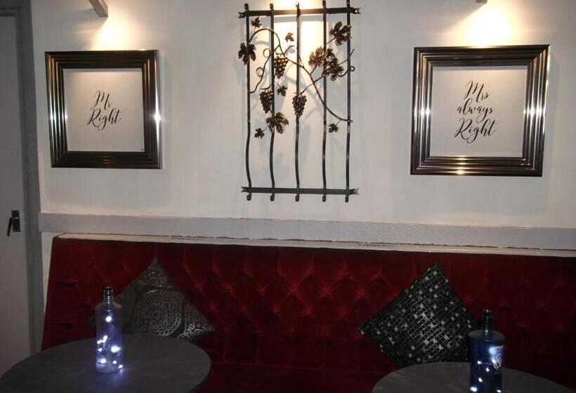 בית מלון כפרי Elmfield