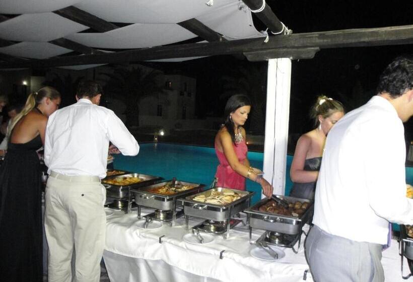 בית מלון כפרי Faros Resort