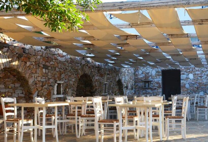 בית מלון כפרי Faros Resort