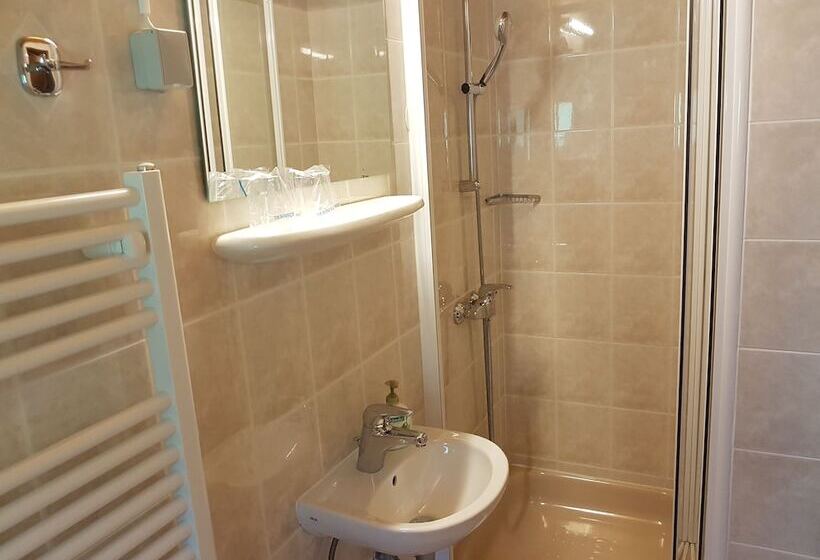 هتل Gasperin Bohinj