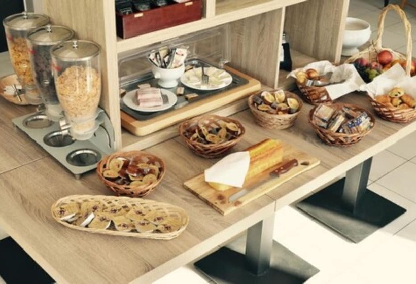 호텔 Hôtel Le Mas Des Ponts D Arles