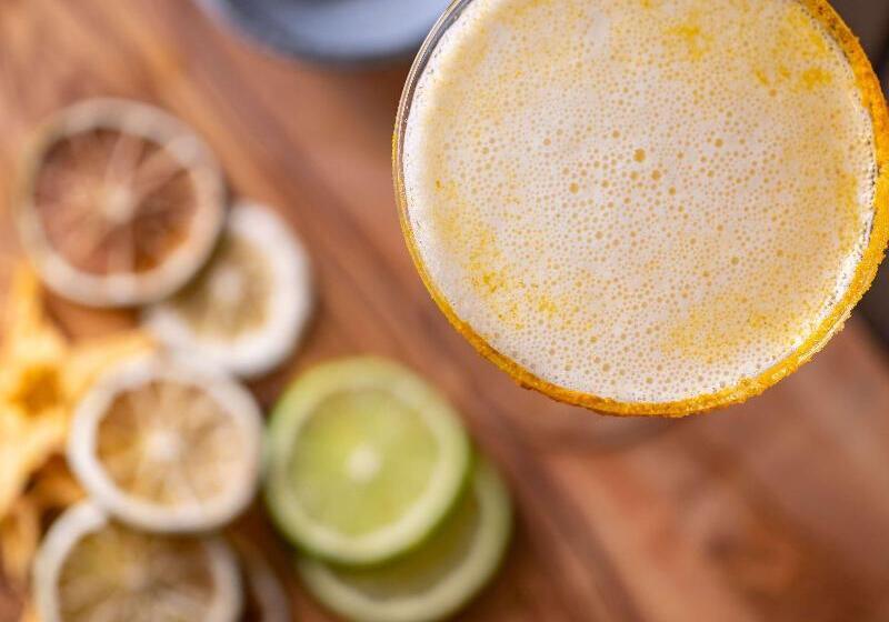 בית מלון כפרי Ibis Marseille Centre Euromed