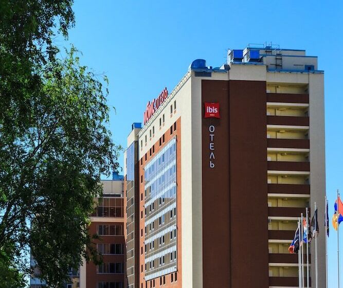 Отель Ibis Samara