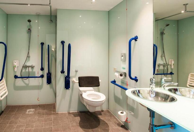 בית מלון כפרי Ibis Styles Birmingham Nec & Airport