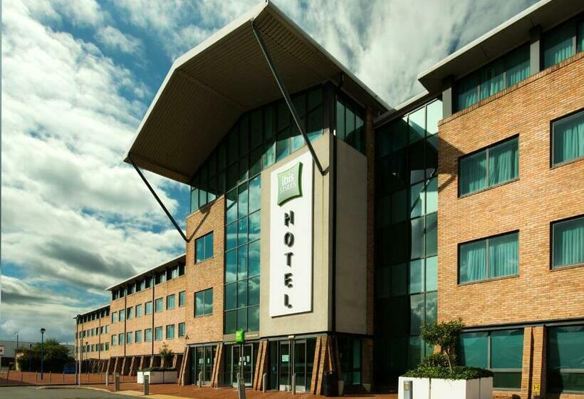 בית מלון כפרי Ibis Styles Birmingham Nec & Airport
