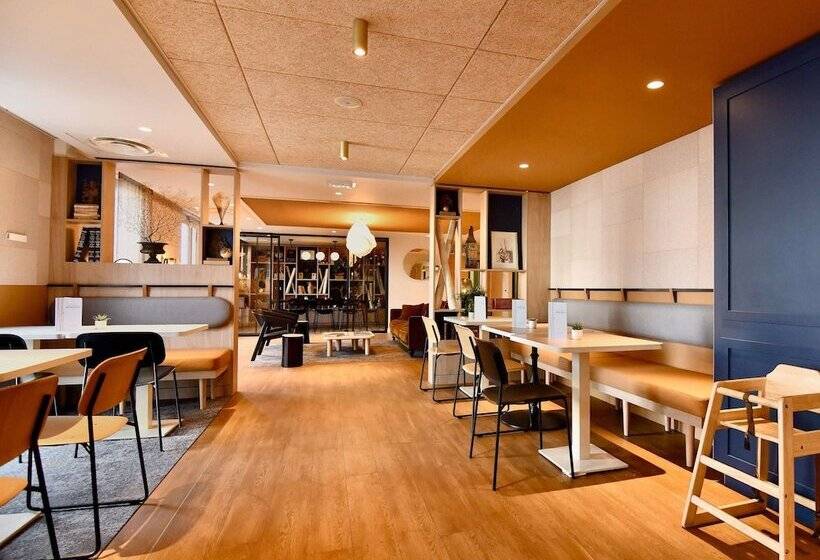 Отель Ibis Styles Nantes Reze Aeroport