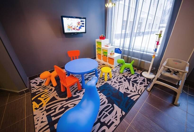 酒店 Ibis Yaroslavl Center