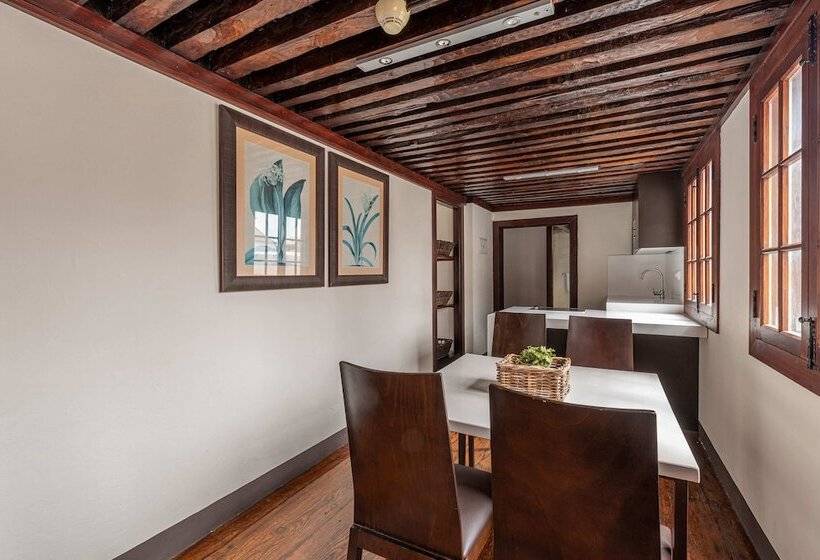 فندق Isla Baja Suites