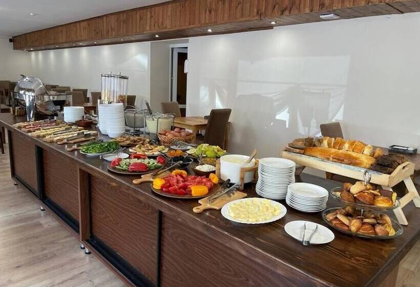 בית מלון כפרי Korona