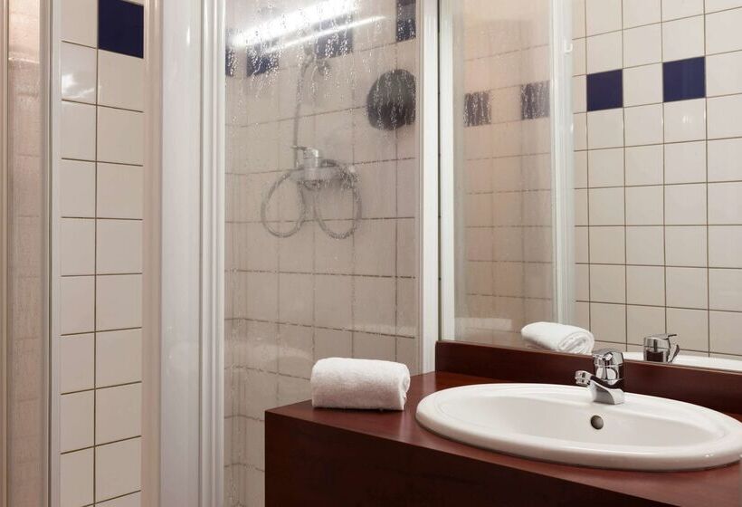 בית מלון כפרי Kyriad Direct Rennes Ouest