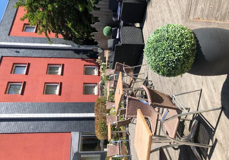 בית מלון כפרי Kyriad Direct Rennes Ouest