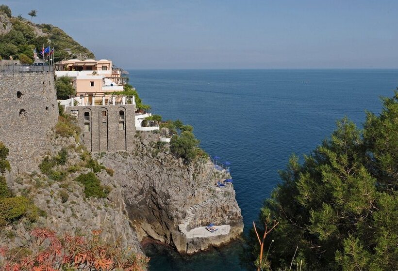 Отель La Locanda Del Fiordo