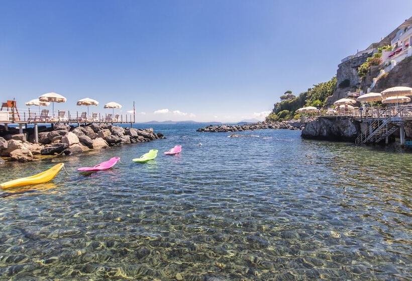 ホテル La Madonnina