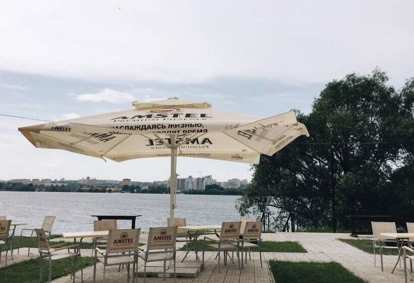 هتل Laguna Lipetsk