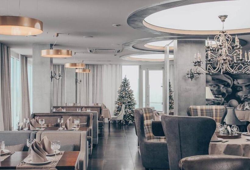 هتل Laguna Lipetsk