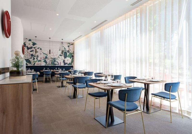 فندق Les Loges Du Park