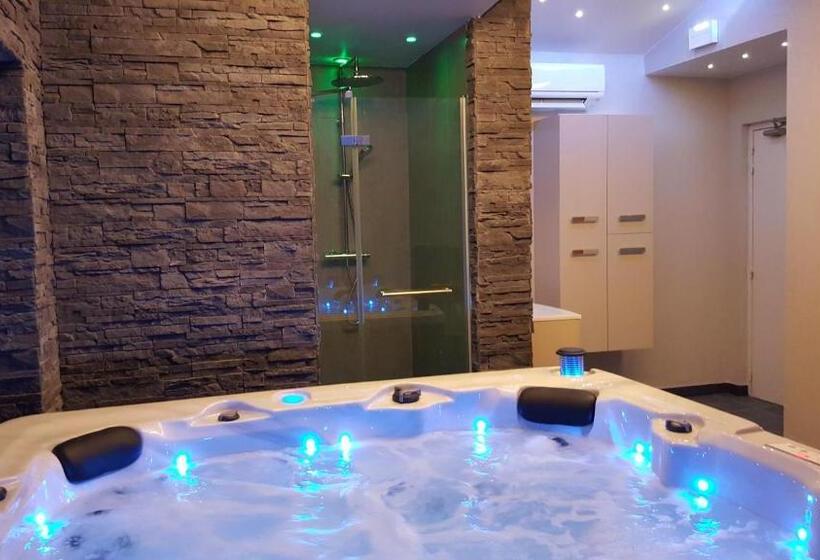 Logis Hotel Restaurant Spa Les Oliviers