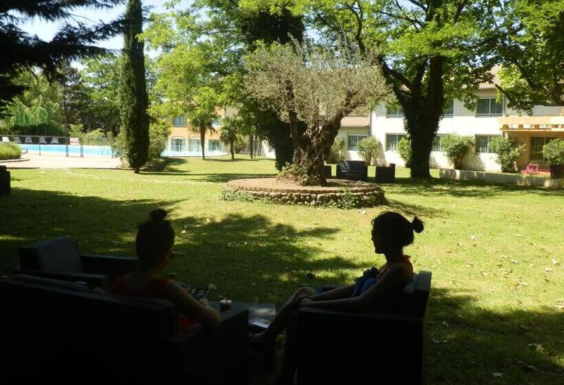 Logis Hotel Restaurant Spa Les Oliviers