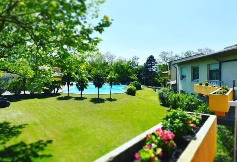 Logis Hotel Restaurant Spa Les Oliviers