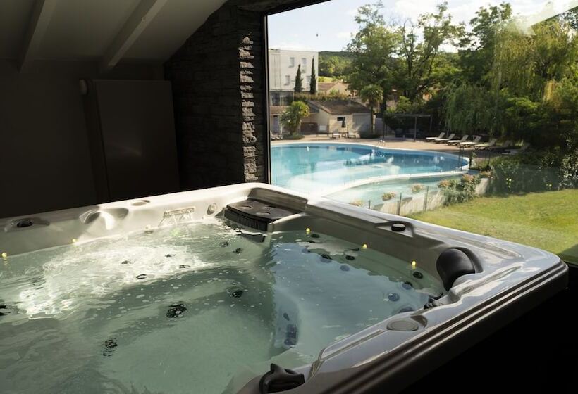 Logis Hotel Restaurant Spa Les Oliviers