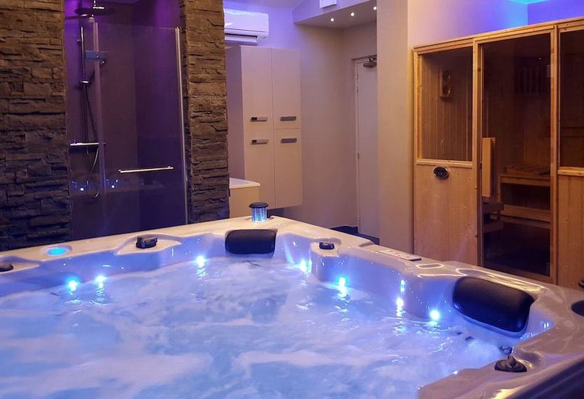 Logis Hotel Restaurant Spa Les Oliviers