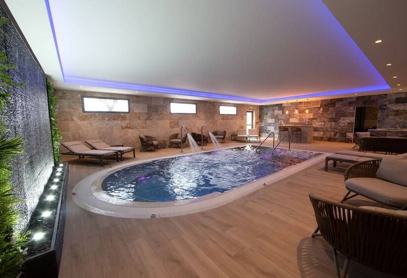 Logis Hotel Restaurant Spa Les Oliviers