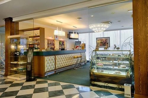 هتل Malachite Congress