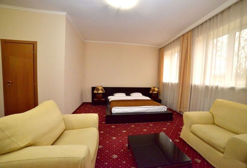 בית מלון כפרי Maldini 1899 Boutique