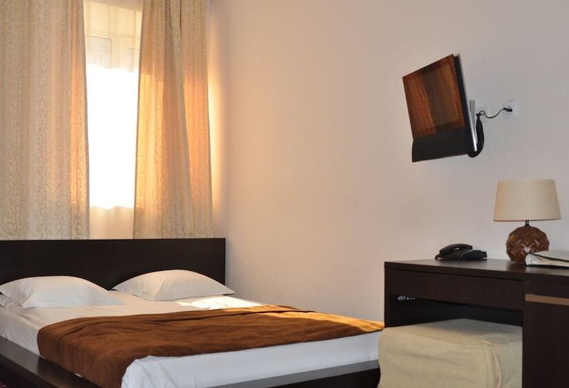 בית מלון כפרי Maldini 1899 Boutique