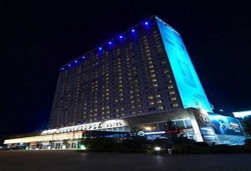 호텔 Marins Park Novosibirsk