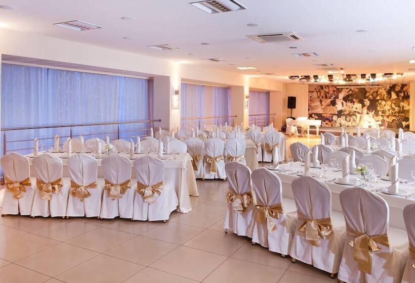 호텔 Marins Park Novosibirsk