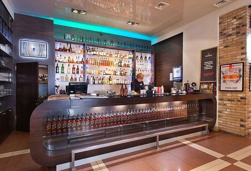 호텔 Marins Park Novosibirsk