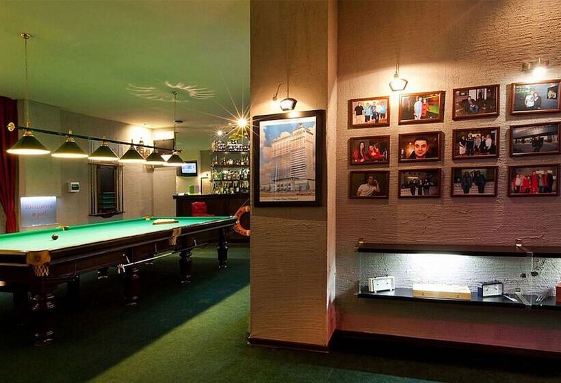 호텔 Marins Park Novosibirsk