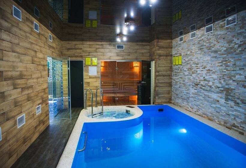 호텔 Marins Park Novosibirsk