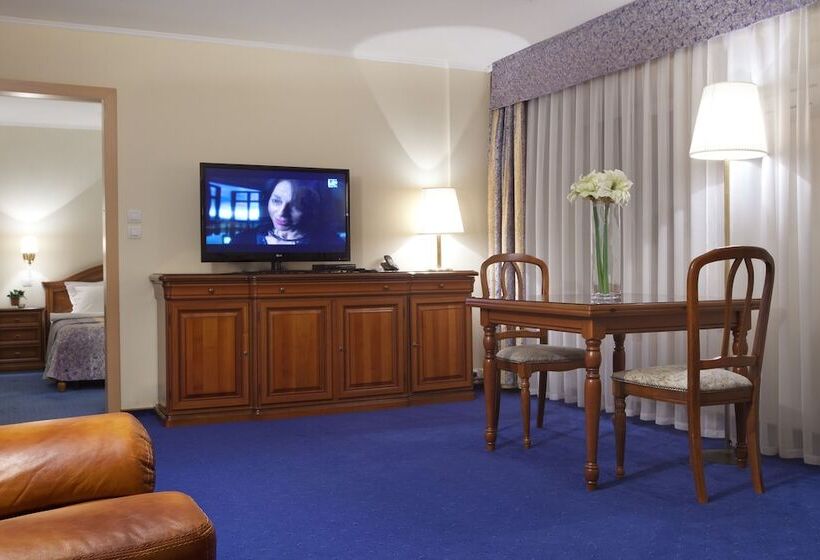 호텔 Marins Park Novosibirsk