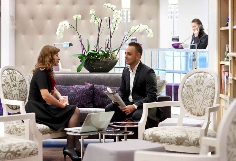 هتل Mercure Arbat Moscow