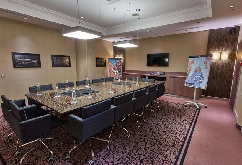 هتل Mercure Arbat Moscow