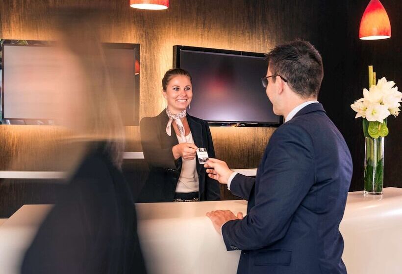 هتل Mercure Lyon Centre Gare Part Dieu