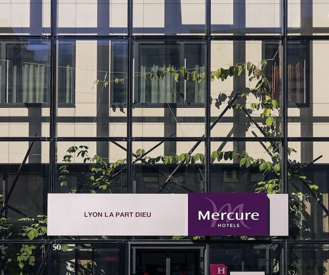 هتل Mercure Lyon Centre Gare Part Dieu