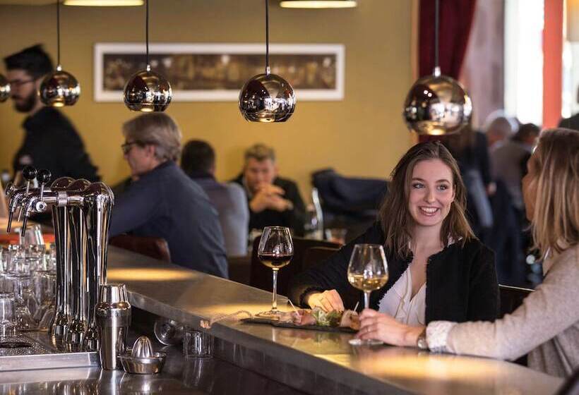 هتل Mercure Lyon Centre Gare Part Dieu