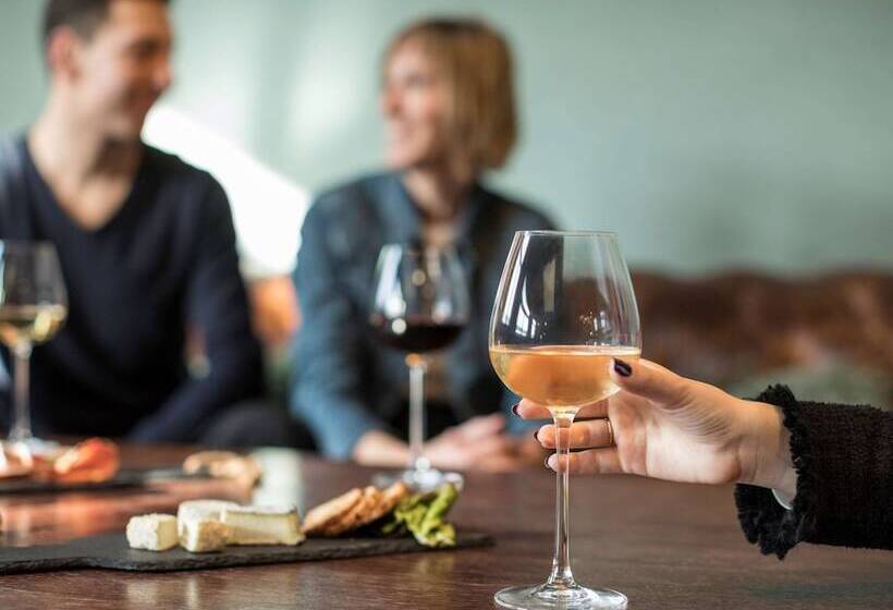 هتل Mercure Lyon Centre Gare Part Dieu