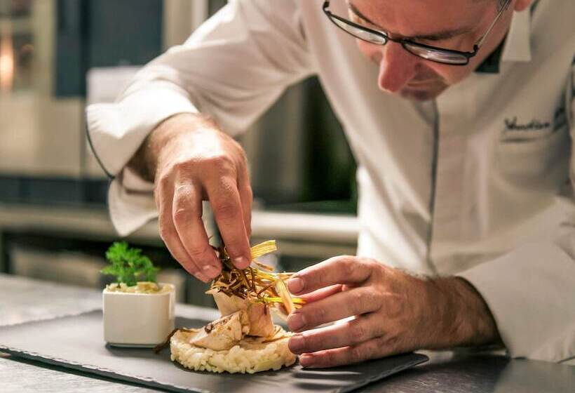 هتل Mercure Lyon Centre Gare Part Dieu