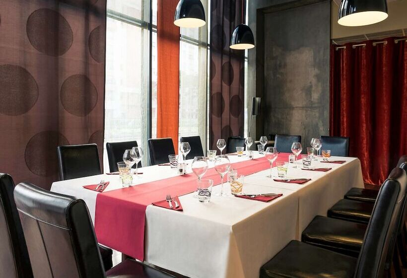 هتل Mercure Lyon Centre Gare Part Dieu