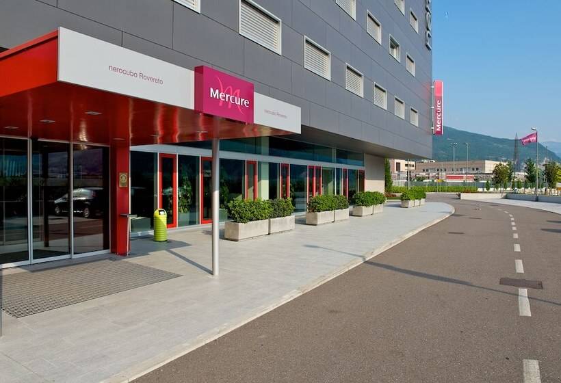فندق Mercure Nerocubo Rovereto
