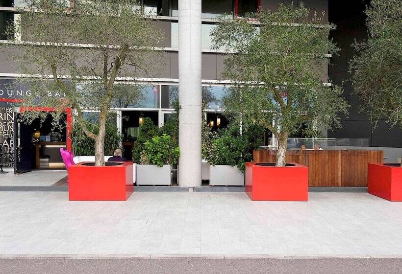 فندق Mercure Nerocubo Rovereto