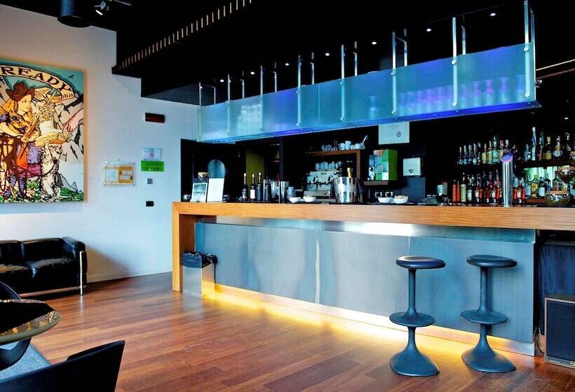 בית מלון כפרי Mercure Nerocubo Rovereto